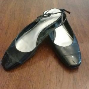 LIZ CLAIBORNE Black Leather Dress Shoe 9M